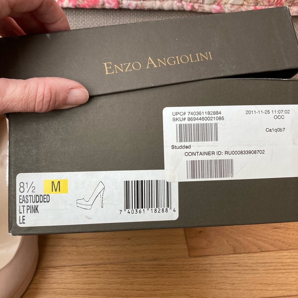 Enzo Angiolini Platform Heels 👠 - Picture 11 of 12